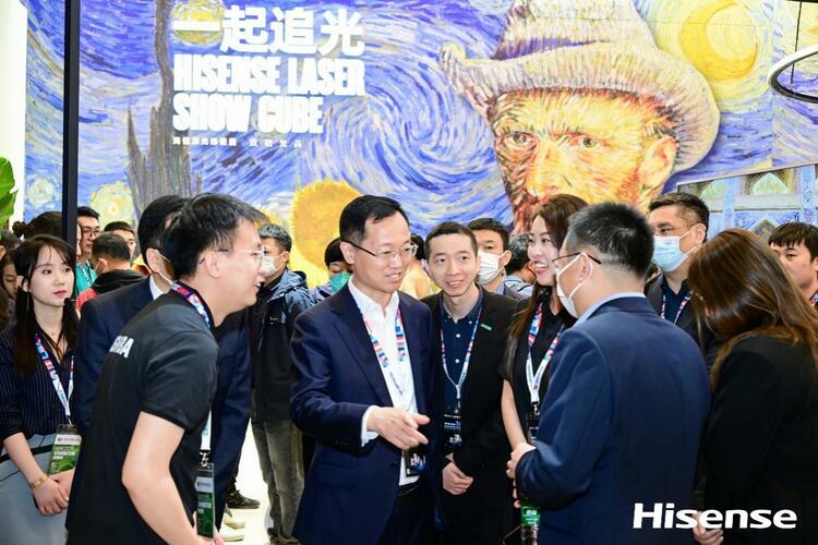 8K激光+8K Mini LED 海信AWE诠释什么才是“画质卷王”