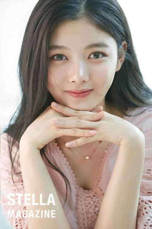 金裕贞写真照曝光 少女气质甜美可人