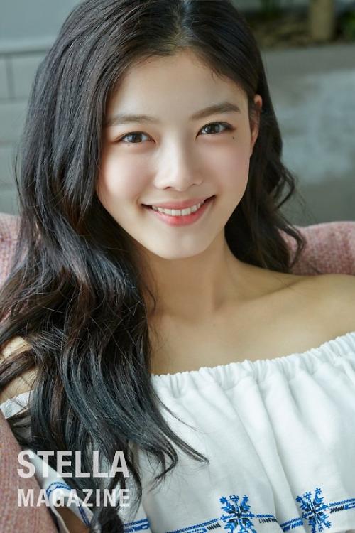 金裕贞写真照曝光 少女气质甜美可人