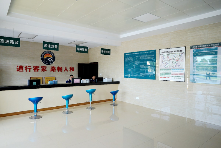 打通服务司乘“最后一公里” 江西高速公路车辆救援改革见成效_fororder_3-2