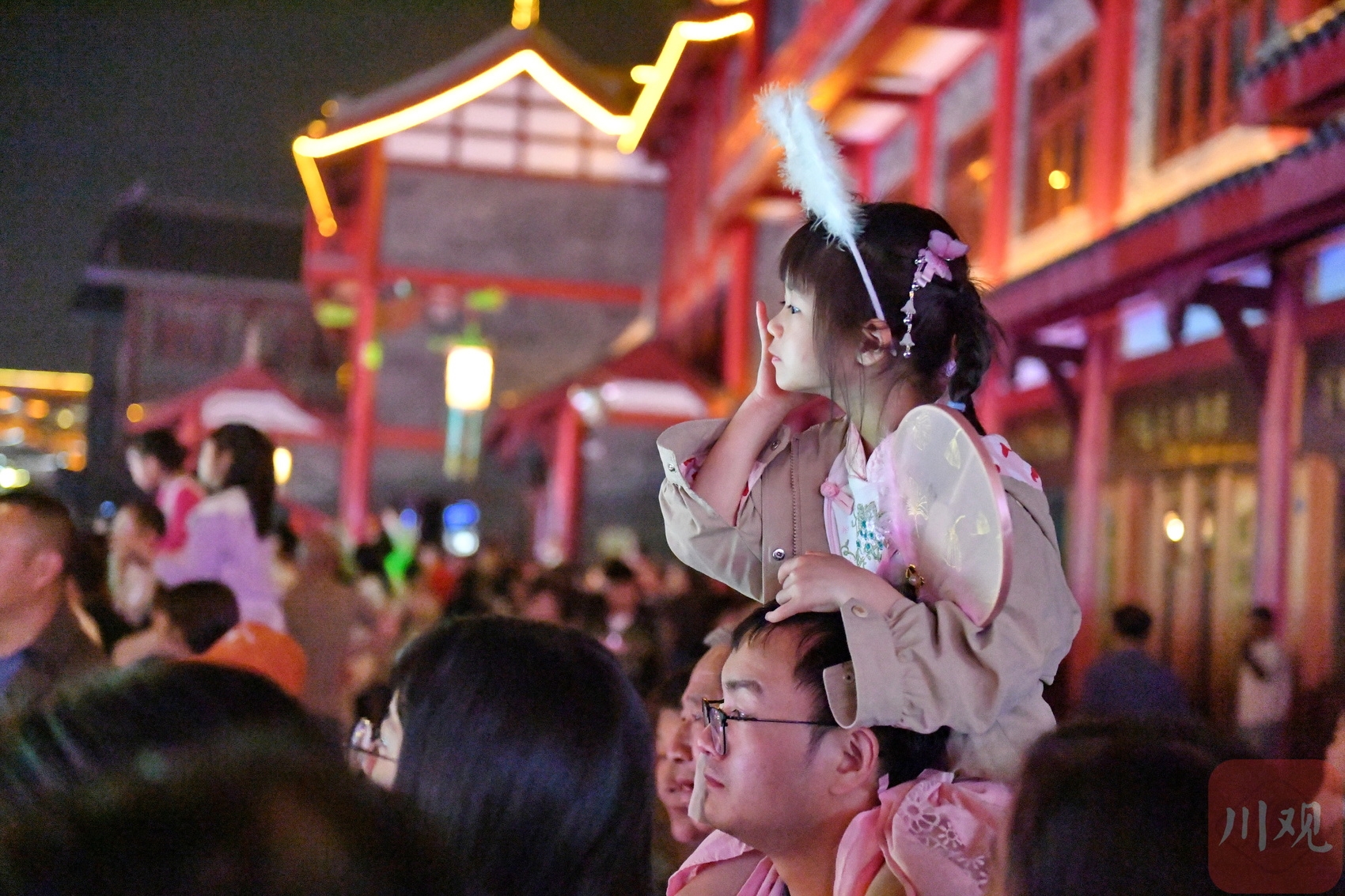 （转载）四川“夜经济”激发“五一”旅游新活力