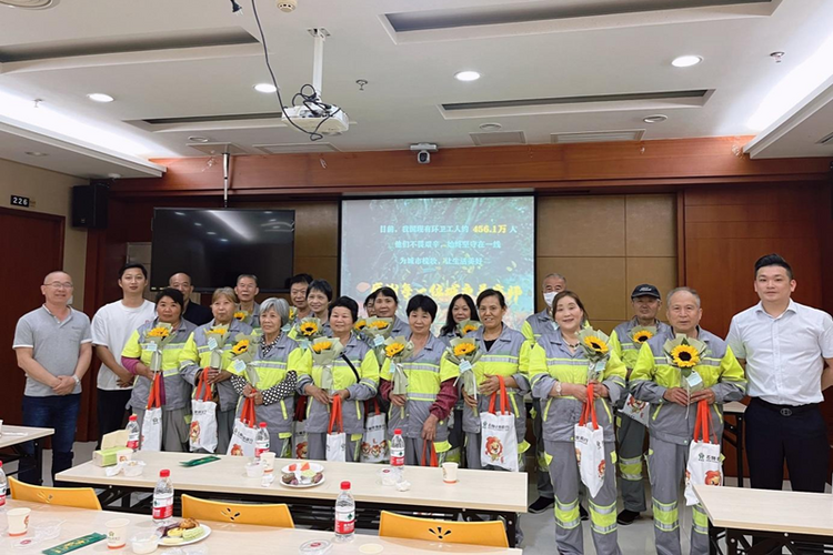 漳州：心系环卫工人 传递社会温情_fororder_图片3
