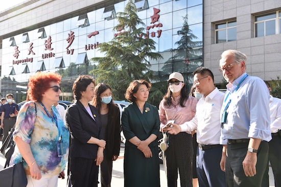长城智能新能源获20多国驻华使节集体点赞_fororder_image001