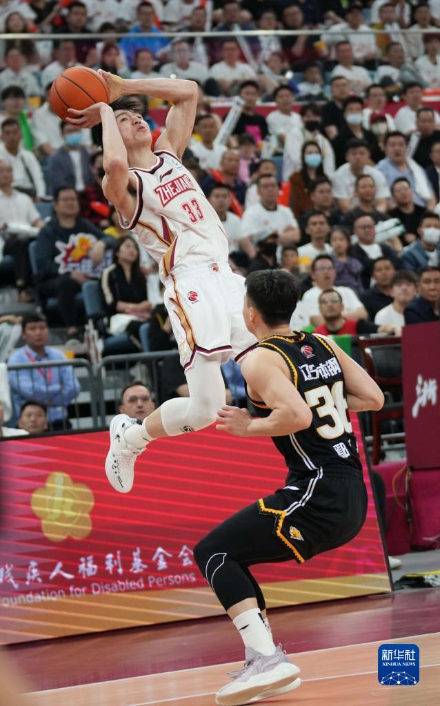 CBA总决赛：辽宁本钢战胜浙江稠州金租