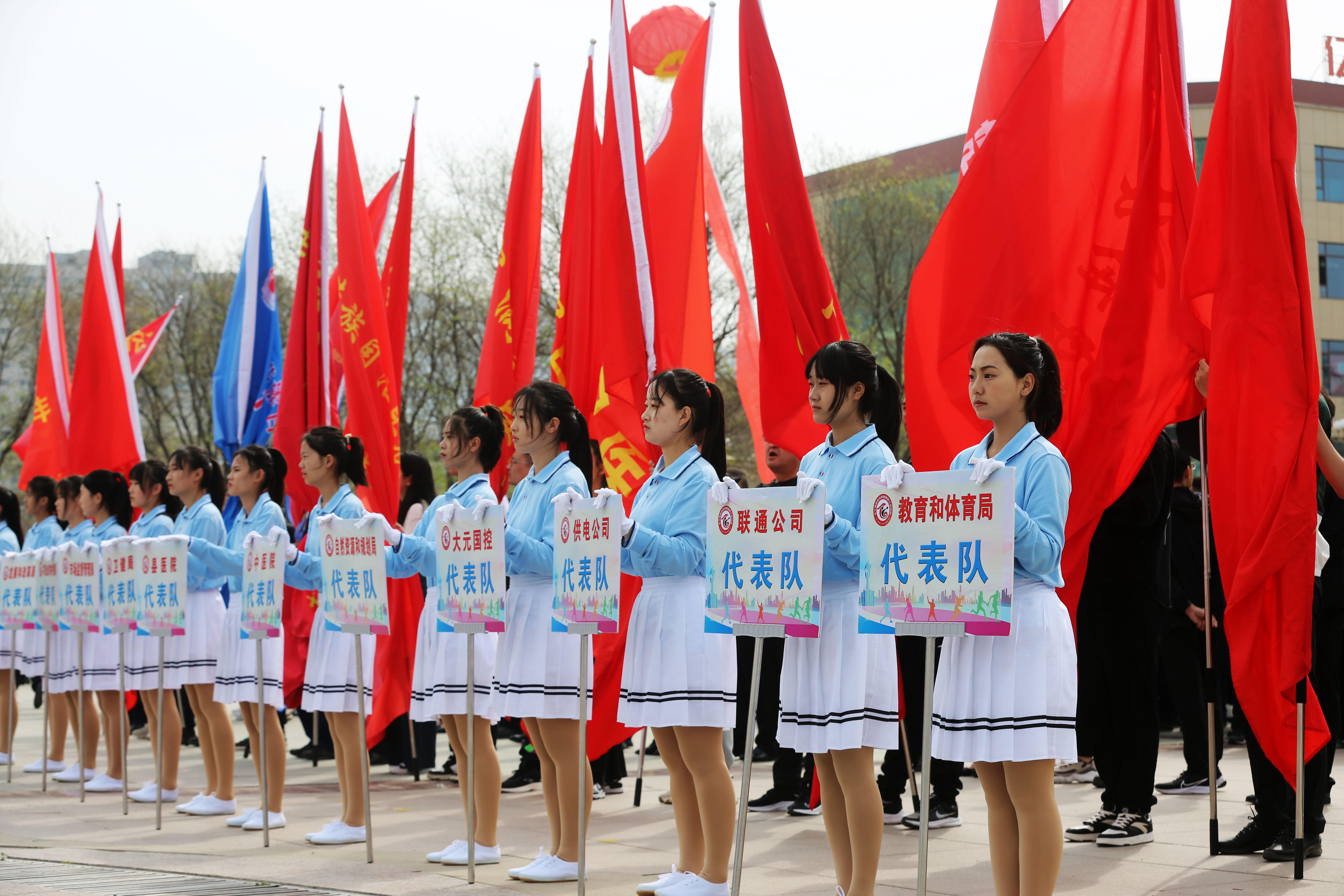 图片默认标题_fororder_运动员代表队 程里摄