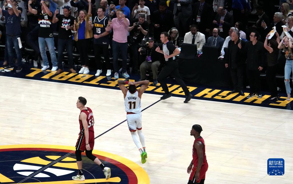 NBA总决赛：掘金队夺得总冠军 约基奇荣膺MVP