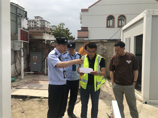 苏州市太仓市娄东街道综合行政执法局党支部 以“绿色护考”为梦想保驾护航_fororder_图片 1