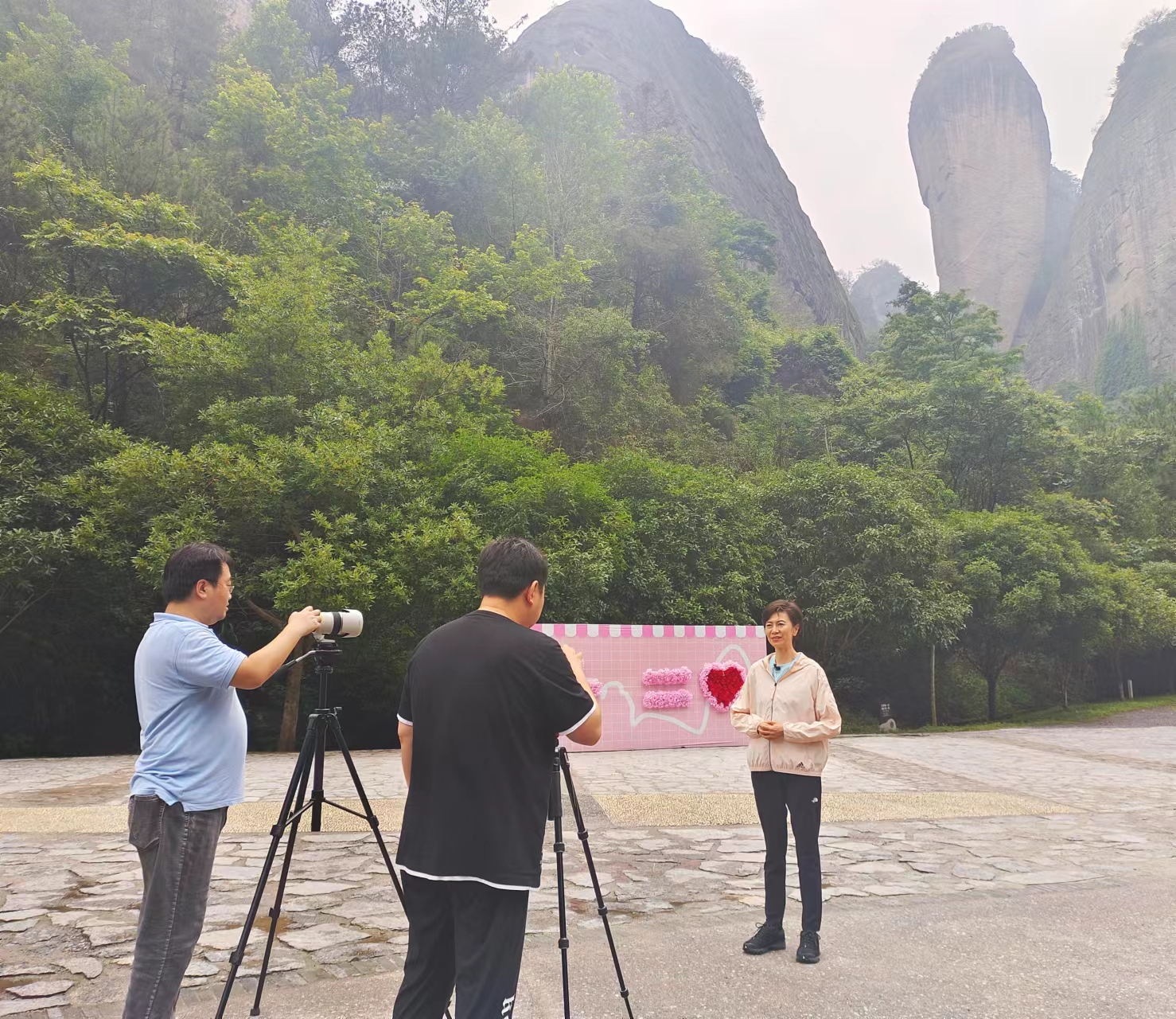 中央广播电视总台泰语节目《榕知中国》走进湖南新宁 展示千年古邑文旅新魅力_fororder_4