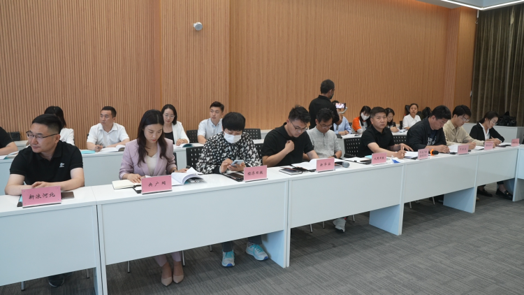 中央省级主要媒体来邢集中采访 邢台市举办发布会推介“太行泉城、美丽邢台”