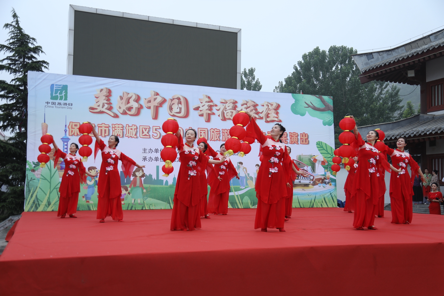 图片默认标题_fororder_开场舞《祖国你好》 摄影 张丽娟