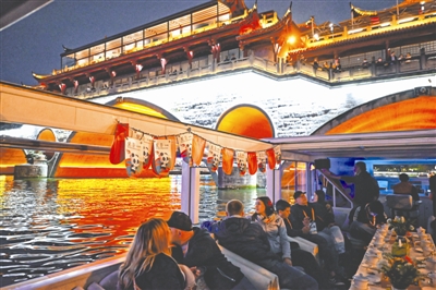 （转载）点亮“一心两轴三带多点” 成都最美夜景迎大运