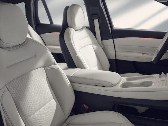 蔚来智能电动全能SUV 全新ES6正式上市_fororder_全新ES6_内饰_ 前排