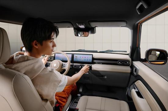 入门即旗舰 7.98万起 潮玩纯电SUV宝骏悦也震撼上市_fororder_image017