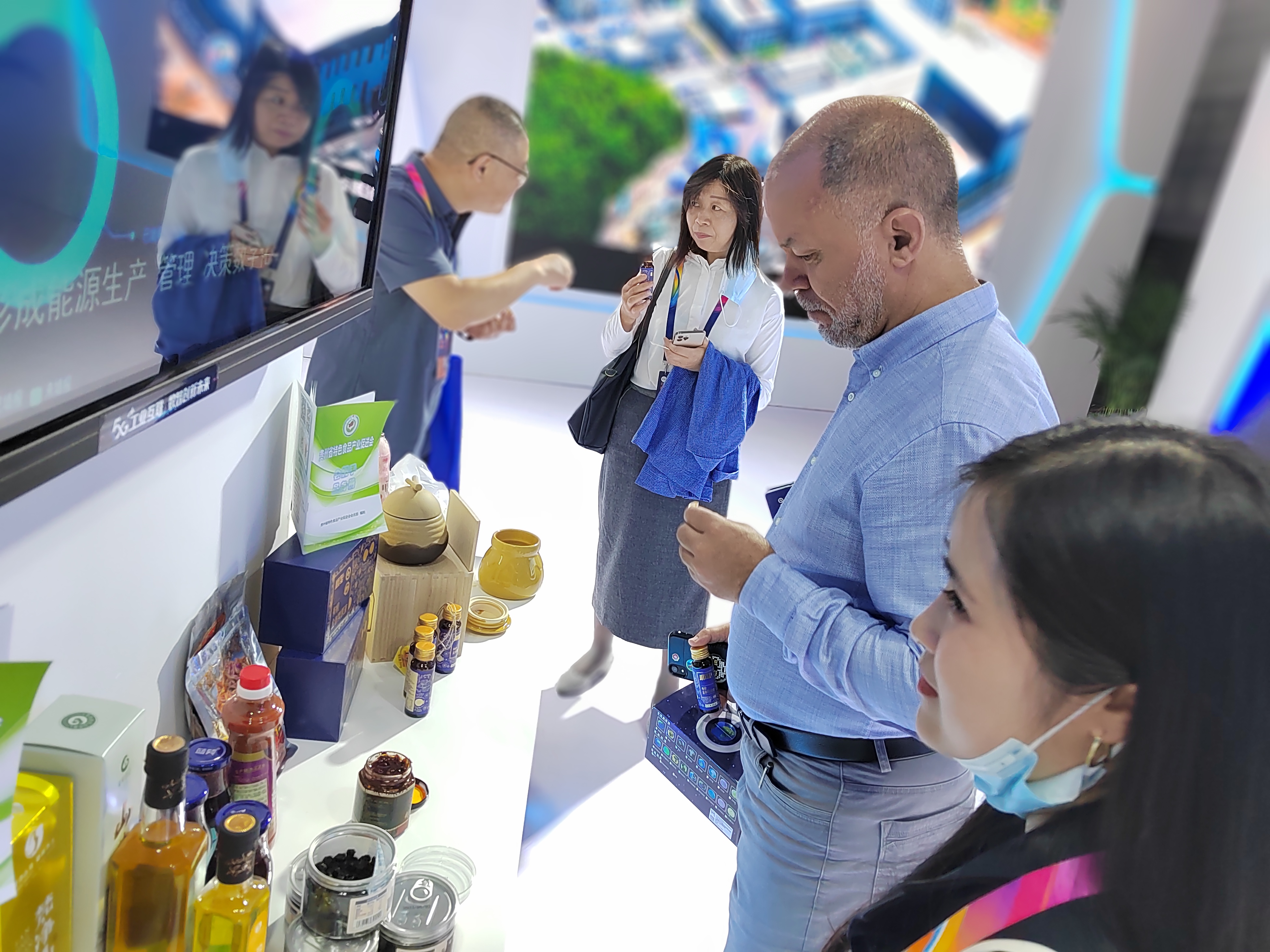 第三届贵阳工博会|看工业的“锈色肌理” 展智造的力量风采