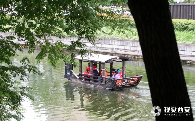雨中饱览古城景色