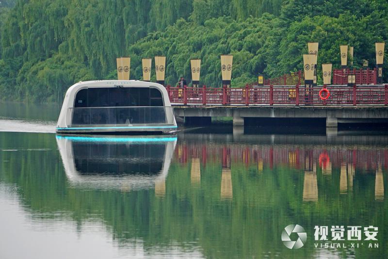雨后汉城湖清新自然