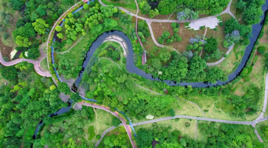 【原创】重庆：“臭水”变“绿水 生态修复显成效_fororder_微信图片_20230530155802