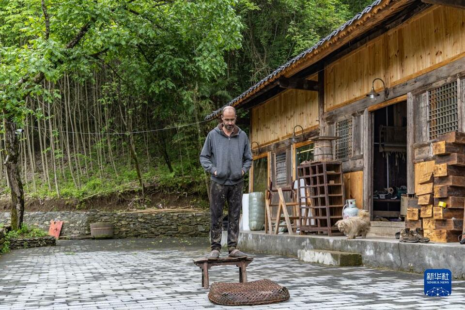 【城市远洋】寻梦深山的法国漆艺家