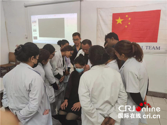 援外日记：他告诉我，脑中风的父亲能下地走路了_fororder___172.100.100.3_temp_9500031_1_9500031_1_1_d8d3f9f7-7c69-4531-bbfa-7a8893ea1277