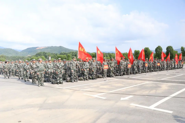 吹响点验“集结号”！浮梁民兵展新貌_fororder_8-1