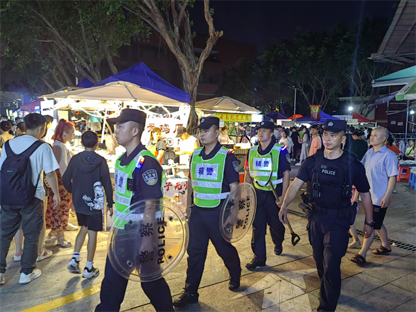 重庆两江新区：深入推进夏季治安打击整治专项行动 护航夜市经济_fororder_图片2