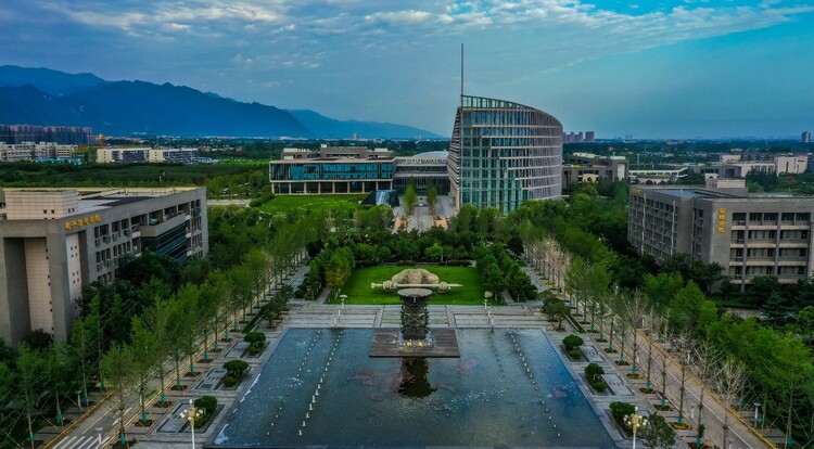 【发新闻频道+教育频道】西北工业大学2023招生政策解读：欢迎报考“总师摇篮” 本研衔接 基础拔尖“三航”齐发_fororder_5