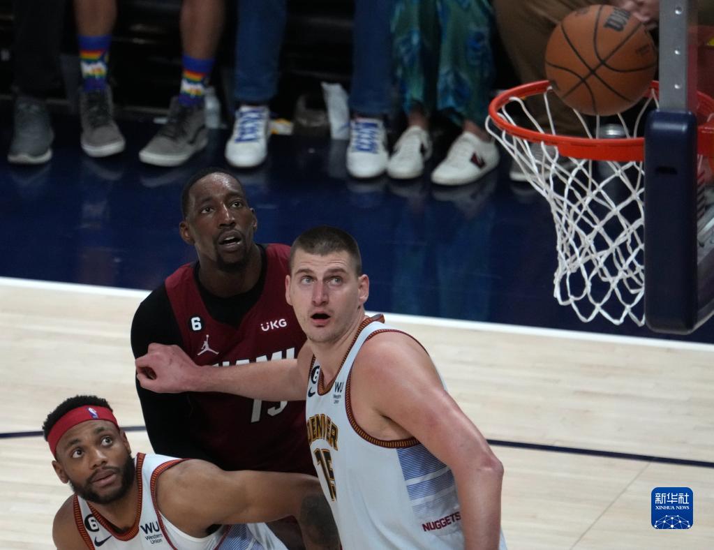 NBA总决赛：掘金队夺得总冠军 约基奇荣膺MVP
