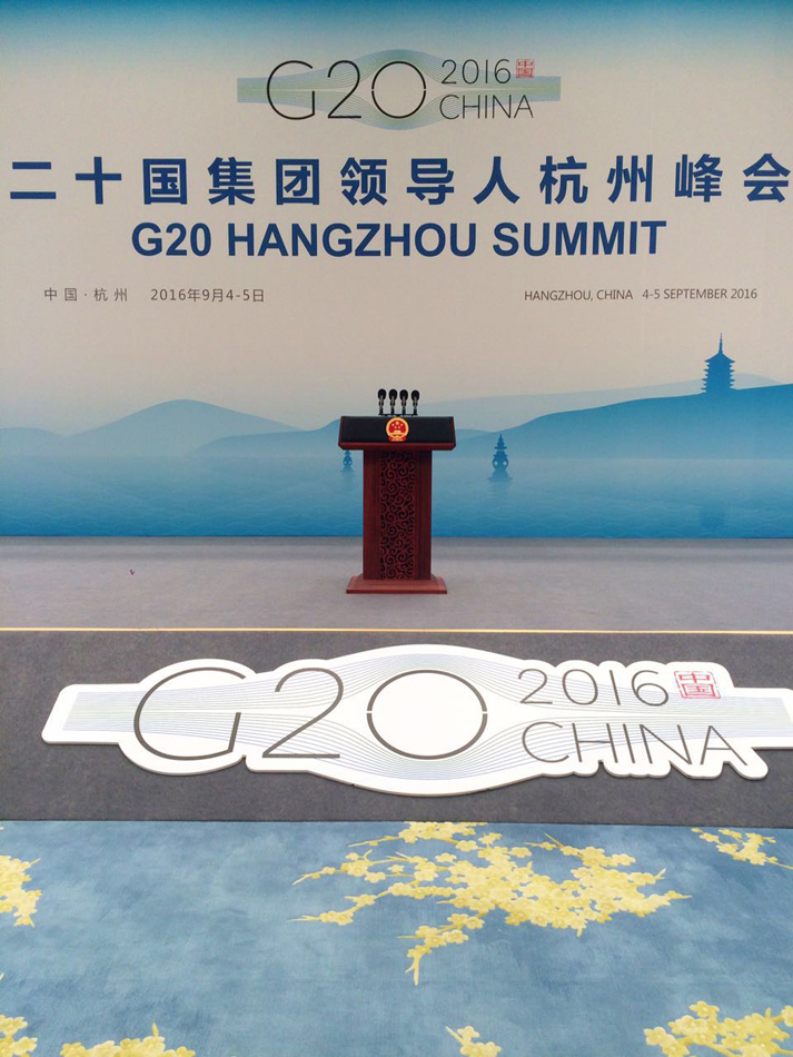 图片默认标题