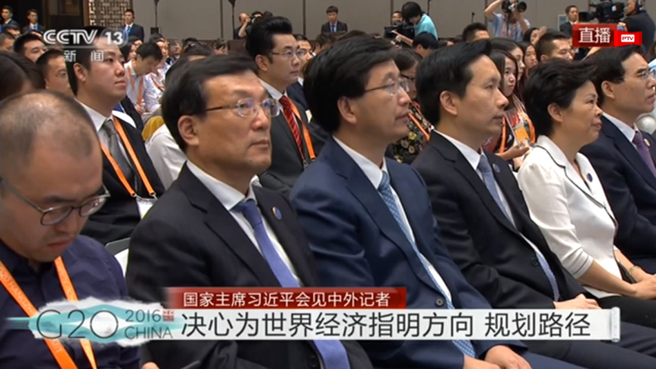 图片默认标题
