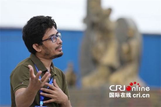 难忘金色戈壁上的这片绿和那抹白 ——孟加拉国媒体人眼里的新疆_fororder_image018