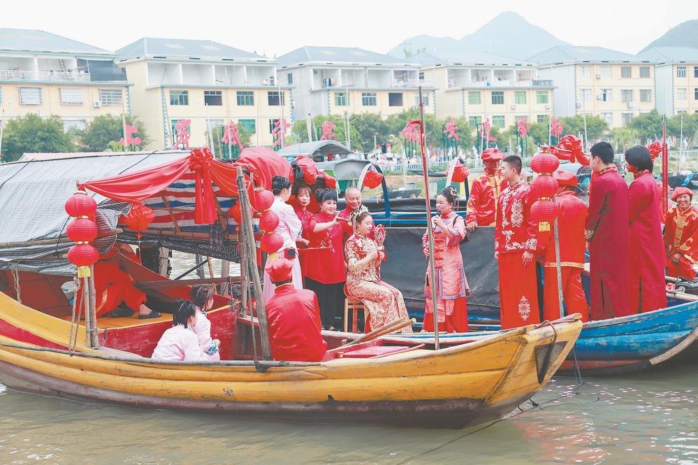 宁德福安举办连家船民上岸节活动_fororder_fa0674f9-573c-431f-9ea8-9340c81d2852