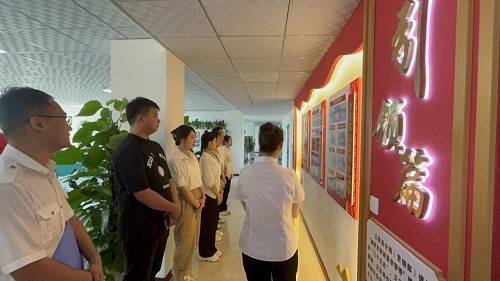 辽阳市烟草专卖局团支部召开“青春心向党、奋斗新时代”主题团日活动_fororder_辽阳烟草团日2