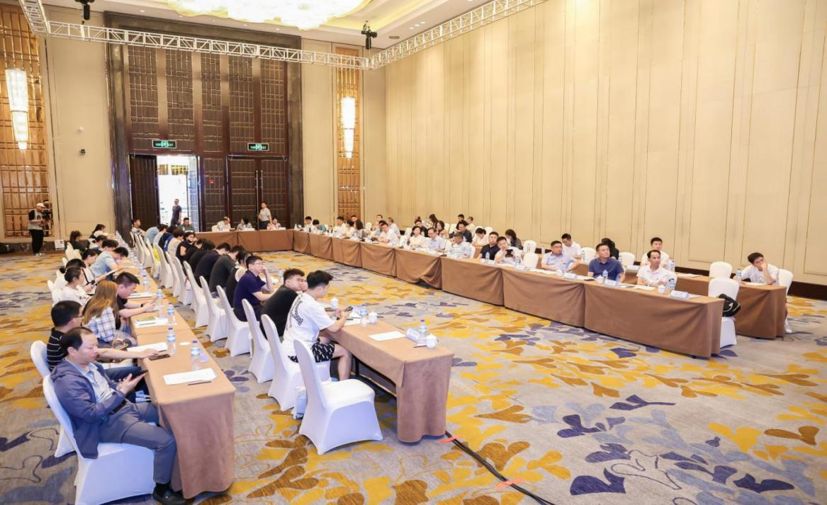 携手促进皖黑两地文旅交流 2023安徽文化旅游行业座谈会和市民推介会在 哈尔滨举办_fororder_图片9