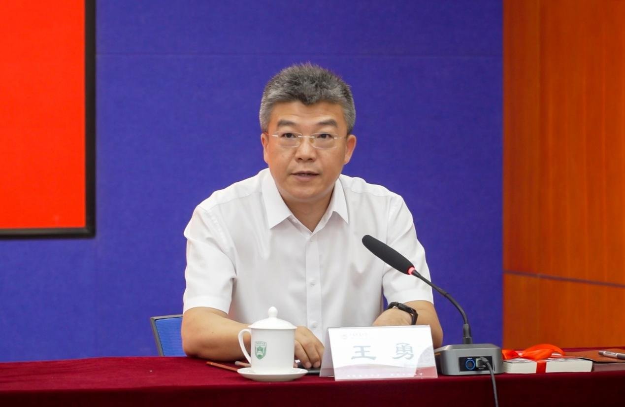 中国农业大学召开2023届选调生代表座谈会_fororder_26
