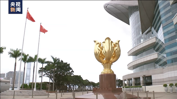 香港街巷洋溢喜庆气氛 迎接回归祖国纪念日