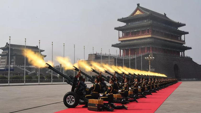 我是中央企业方阵！请检阅！