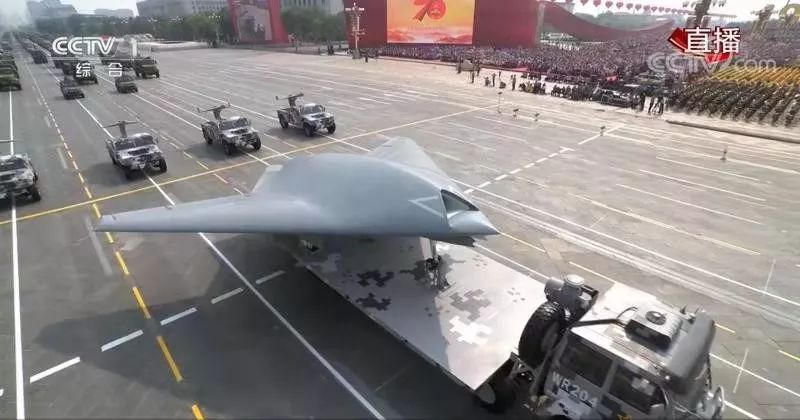 我是中央企业方阵！请检阅！