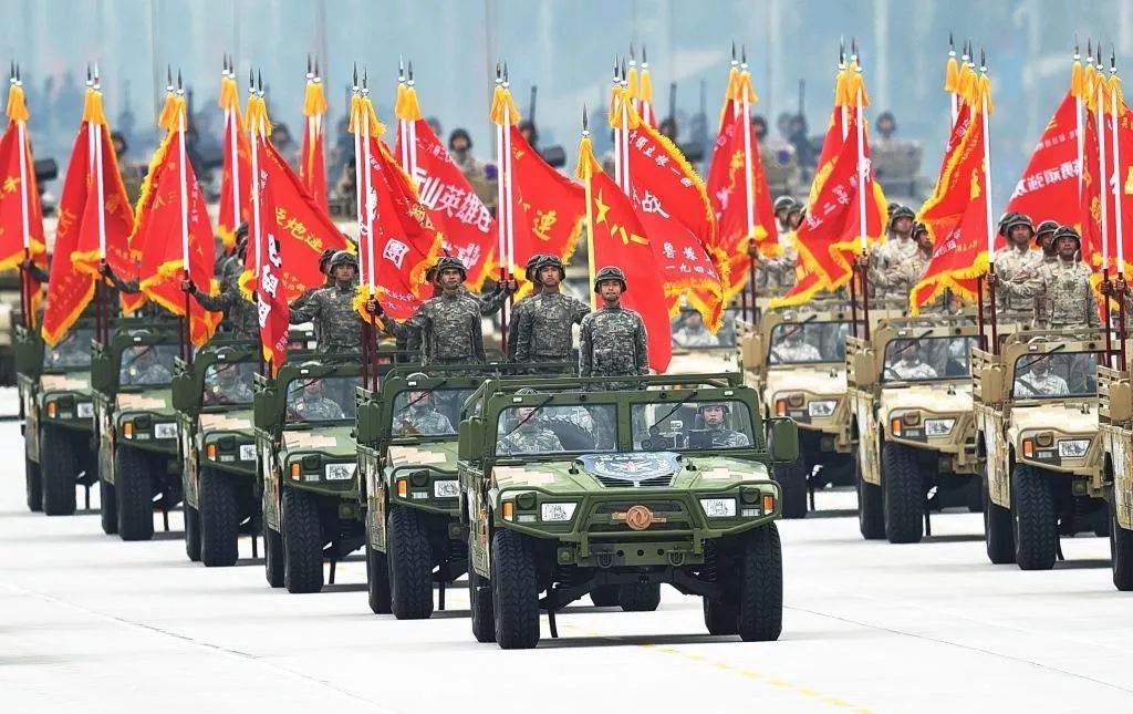31面战旗有“英雄”,国庆阅兵百面战旗都有什么来头？