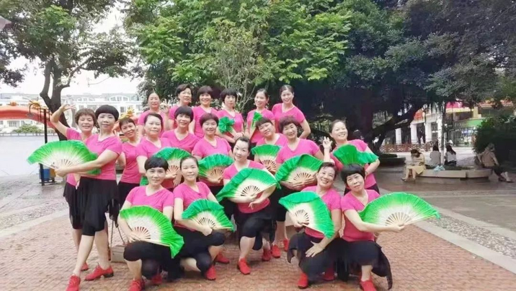 福建惠安：惠女奋进续华章