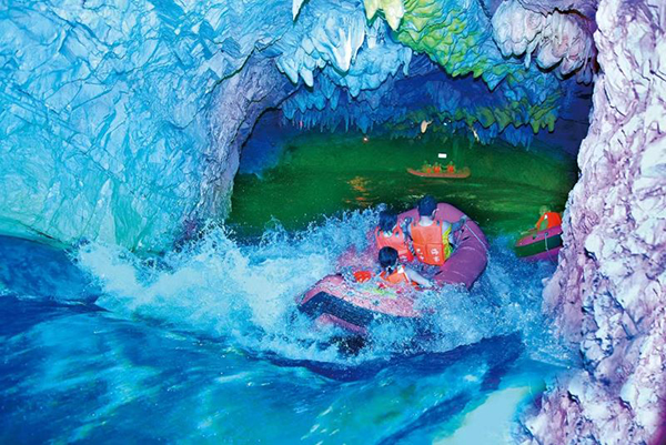 巴中通江：文旅融合增添发展新动力_fororder_诺水河溶洞景区溶洞漂流