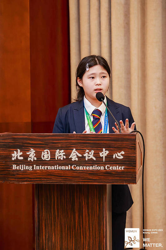 第十六届全球青年模拟联合国大会在北京闭幕 1100多名中外青年参加