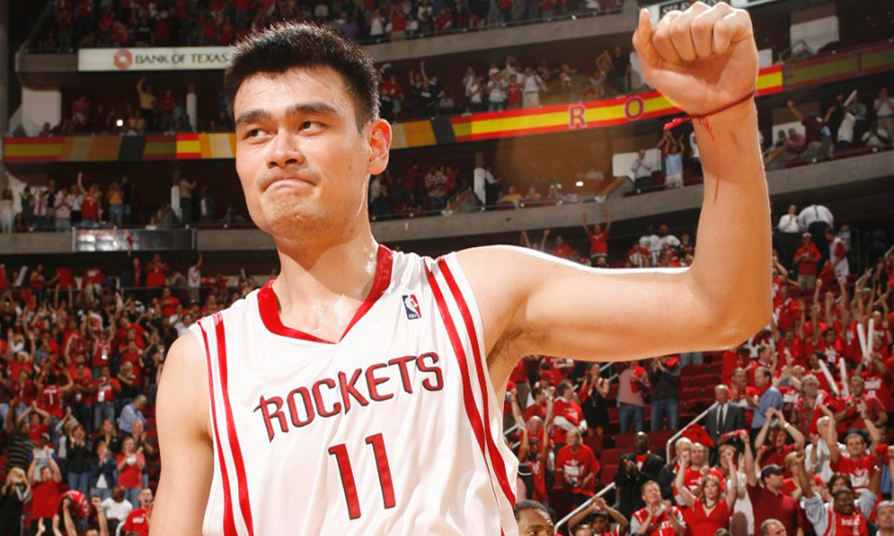 【名人堂姚明】:“中国红”在NBA赛场永飘扬