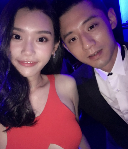 奚梦瑶穿得太性感，美得张继科都“睡醒了”