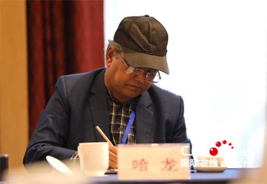 难忘金色戈壁上的这片绿和那抹白 ——孟加拉国媒体人眼里的新疆_fororder_image014