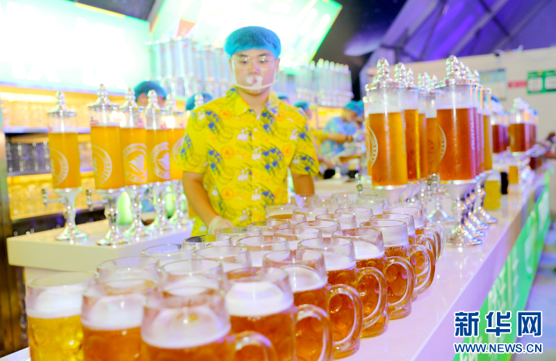 山东青岛：啤酒节开拓消费新场景_fororder_4