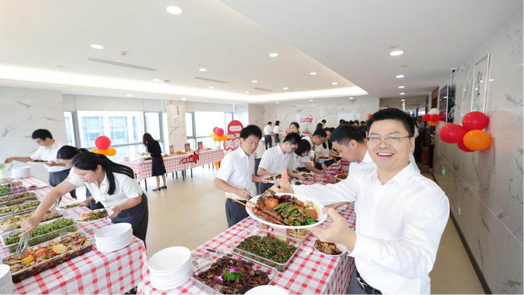 厚植家园文化 践行善本金融 浙商银行南昌分行庆祝“818浙银文化周”_fororder_91