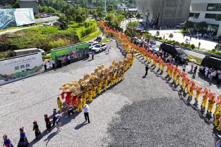 2023中国·张家界六月六民俗文化旅游节开幕_fororder_图片4