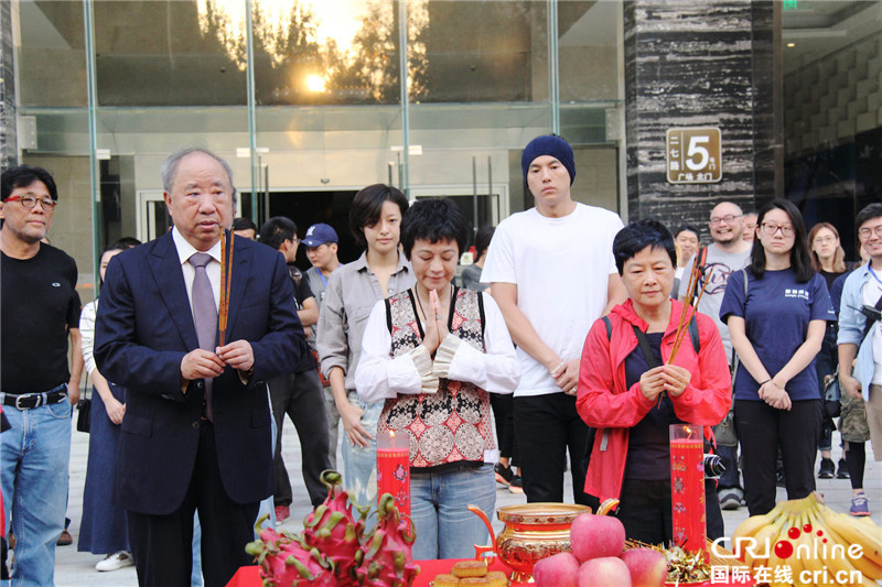 图片默认标题