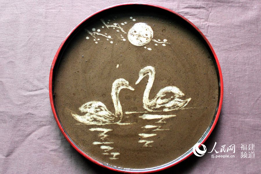 【茶业 主推】【滚动新闻】（千年文化茶百戏吸引外国人竞相学习）“茶画”好看又好吃 千年文化茶百戏吸引外国人竞相学习
