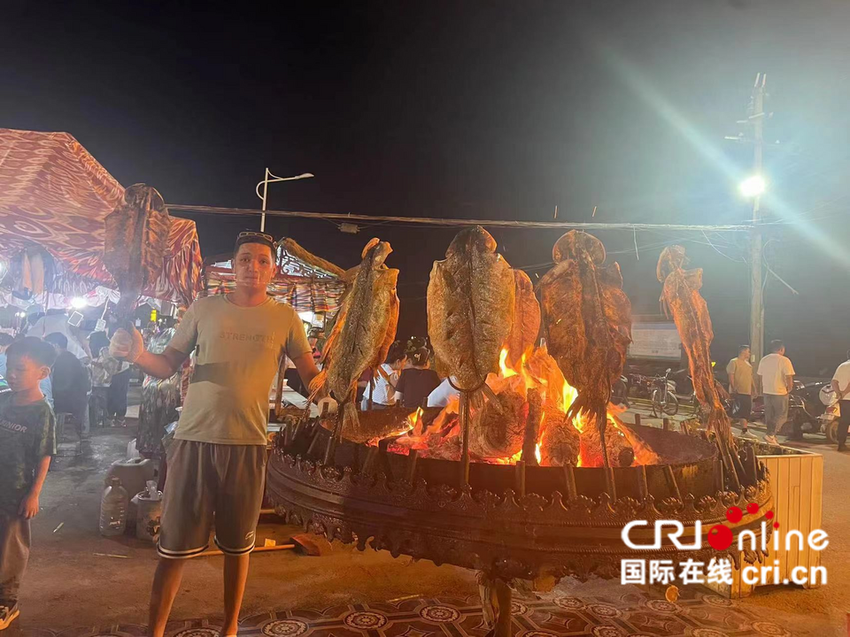 漫步库车老城 感受多彩民族文化_fororder_图片9